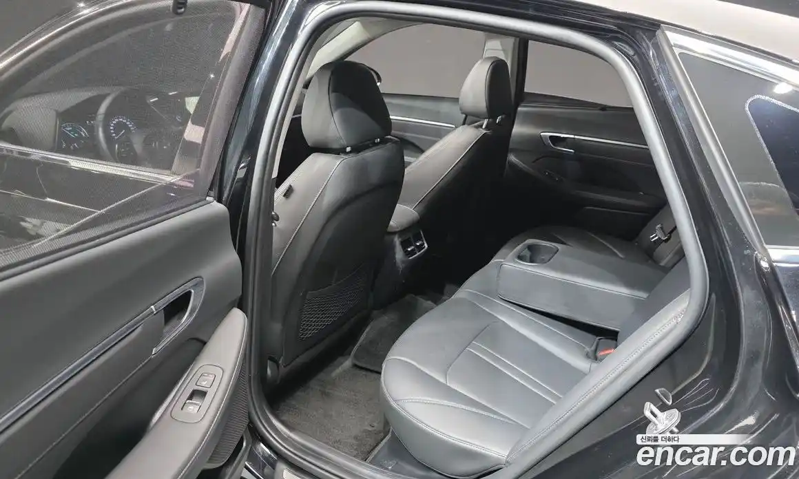 Hyundai Sonata 2023 2.0 Автомат в Москве № 50007, фото 7