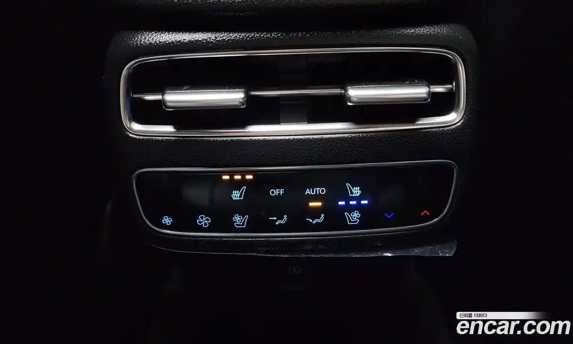 Genesis GV70 2025 2.5 Автомат в Москве № 56858, фото 10