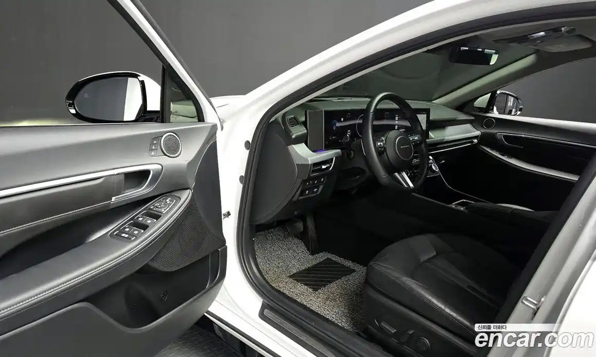 Hyundai Sonata 2024 1.6 Автомат в Москве № 587, фото 12