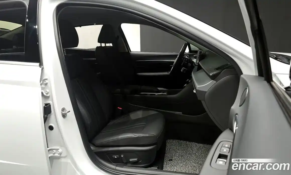 Hyundai Sonata 2024 1.6 Автомат в Москве № 587, фото 13