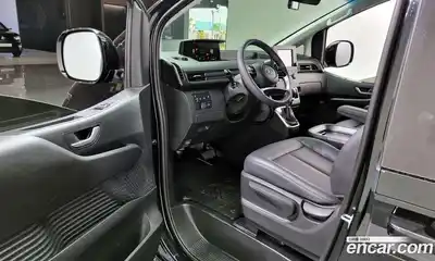 Hyundai Staria 2023 2.2 Автомат в Москве № 107595, миниатюра 5