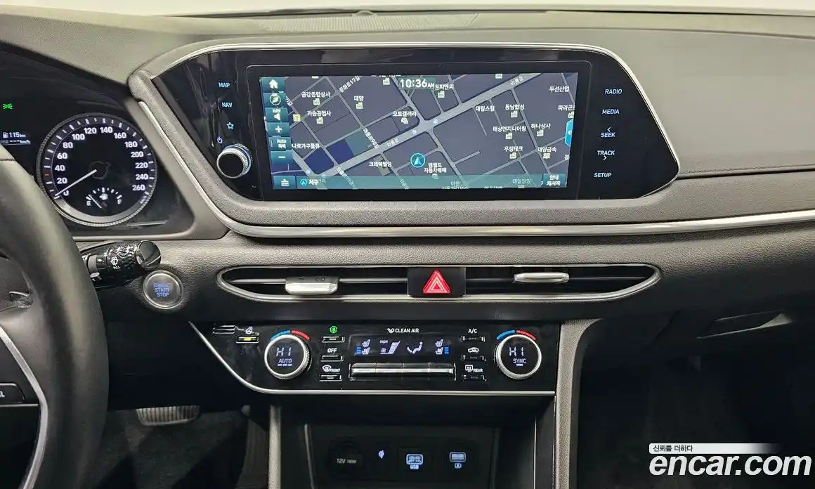 Hyundai Sonata 2020 2.0 Автомат в Москве № 111860, фото 16