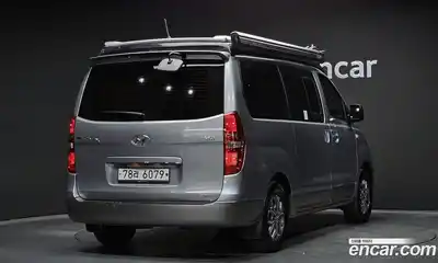 Hyundai Starex 2018 2.5 Автомат в Москве № 113429, миниатюра 11