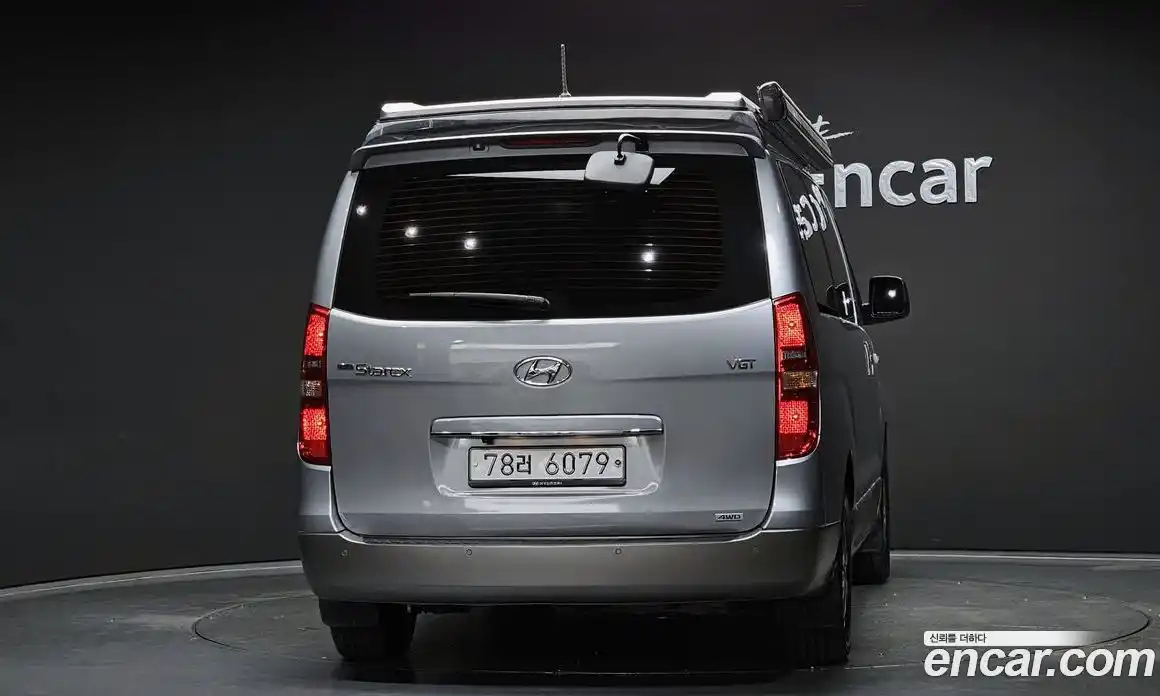 Hyundai Starex 2018 2.5 Автомат в Москве № 113429, фото 17