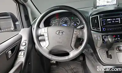 Hyundai Starex 2018 2.5 Автомат в Москве № 113429, миниатюра 2
