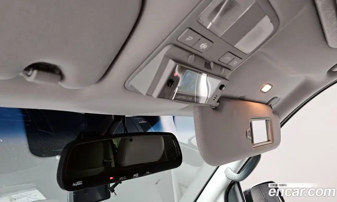 Hyundai Starex 2018 2.5 Автомат в Москве № 113429, фото 5