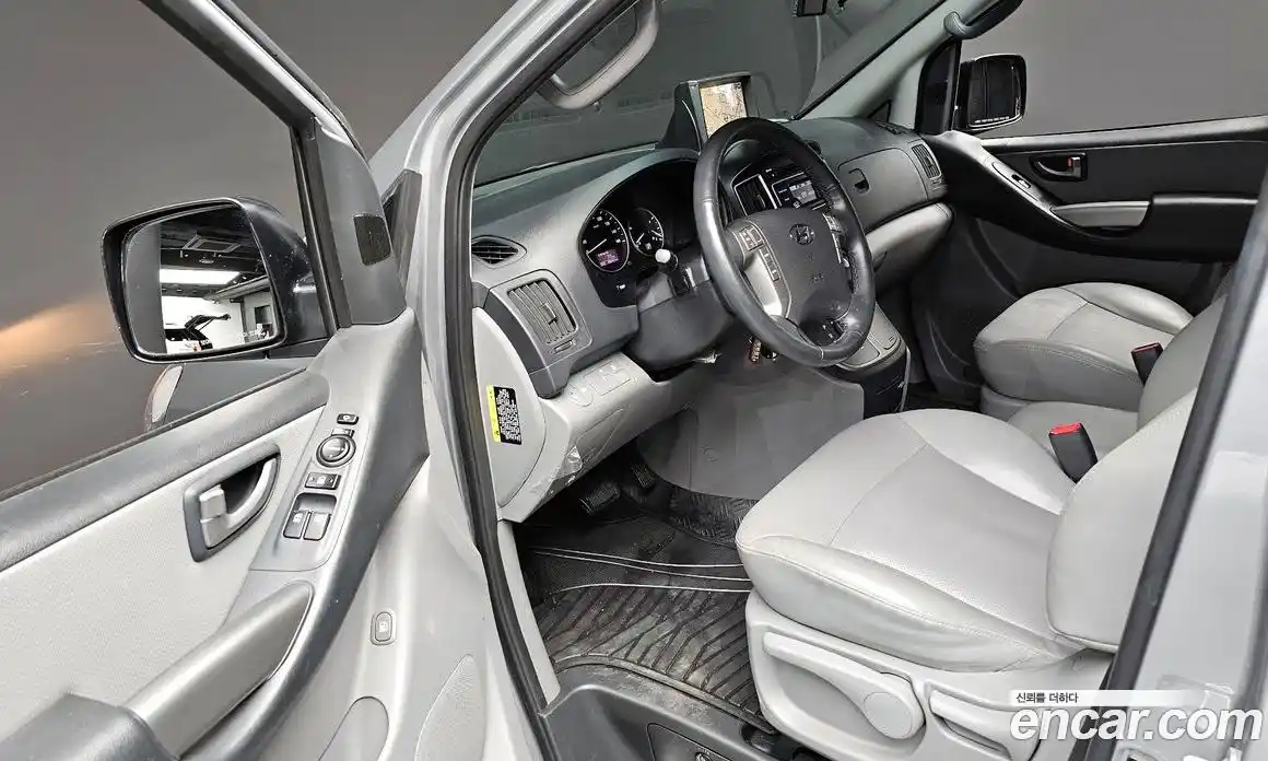 Hyundai Starex 2018 2.5 Автомат в Москве № 113429, фото 8