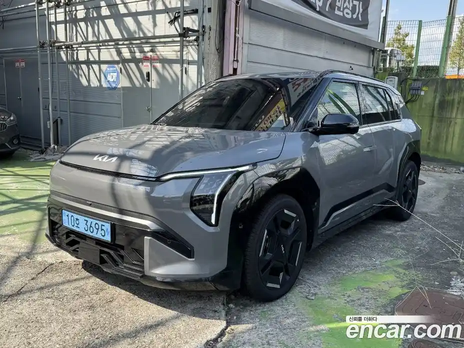 Kia EV3 2025 0.2 Автомат в Москве № 114148, фото 1