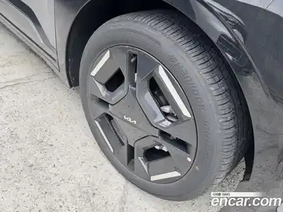 Kia EV3 2025 0.2 Автомат в Москве № 114148, миниатюра 6