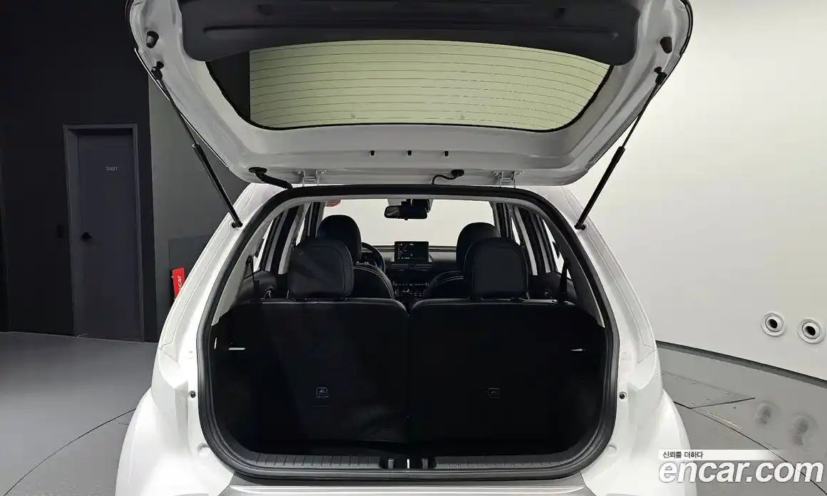 Hyundai Casper 2023 1.0 Автомат в Москве № 114692, фото 16