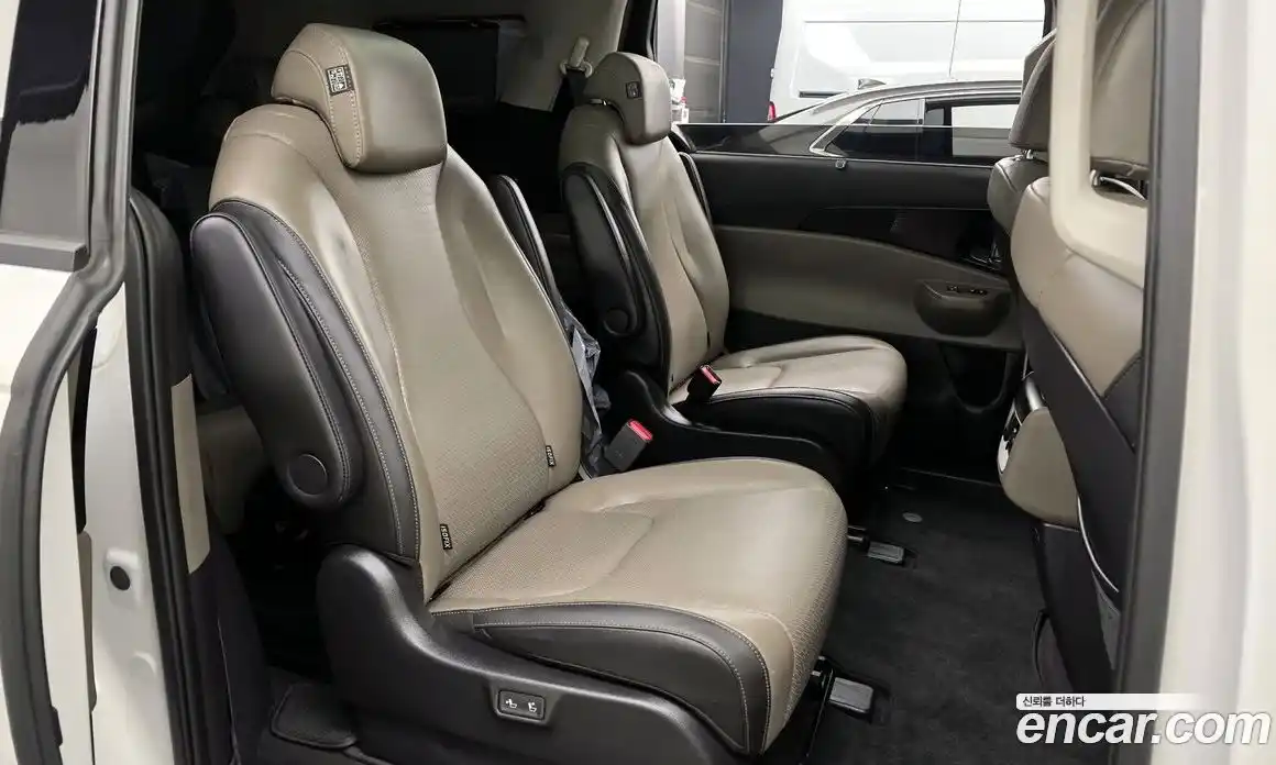 Kia Canival 2024 2.2 Автомат в Москве № 120186, фото 12