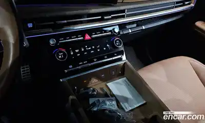 Hyundai Santa Fe 2024 1.6 Автомат в Москве № 126425, миниатюра 3