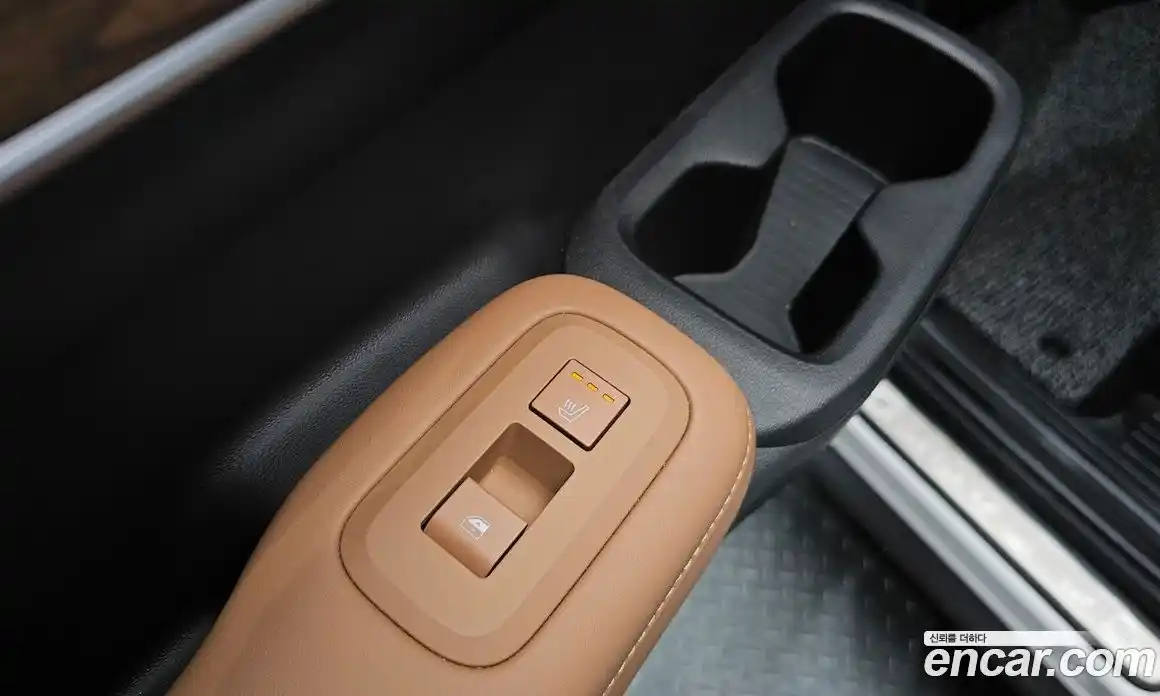 Hyundai Santa Fe 2024 1.6 Автомат в Москве № 126425, фото 7