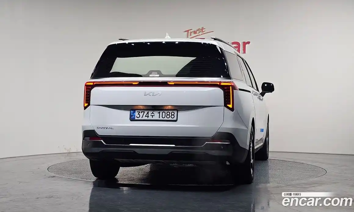 Kia Canival 2025 3.5 Автомат в Москве № 128142, фото 12