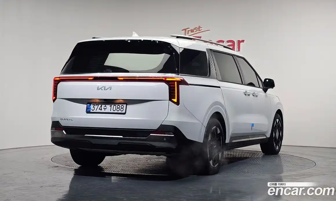 Kia Canival 2025 3.5 Автомат в Москве № 128142, фото 13