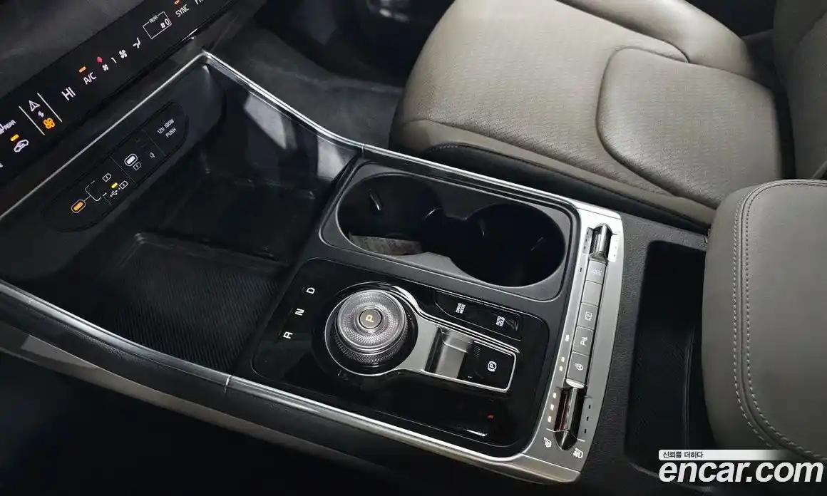 Kia Canival 2025 3.5 Автомат в Москве № 128142, фото 15