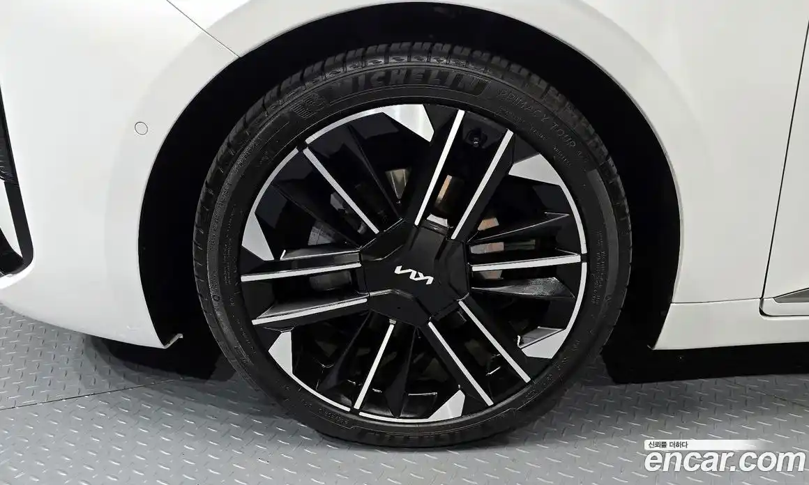 Kia K8 2025 1.6 Автомат в Москве № 128546, фото 3