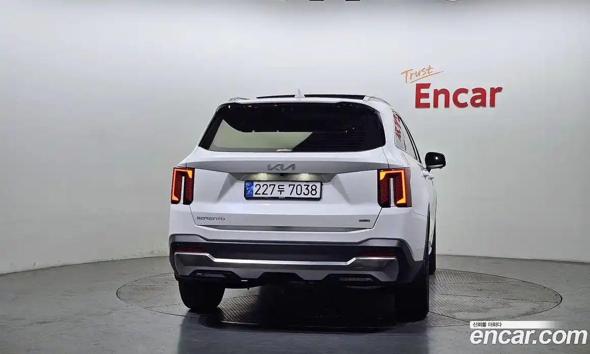 Kia Sorento 2024 1.6 Автомат в Москве № 132609, фото 16