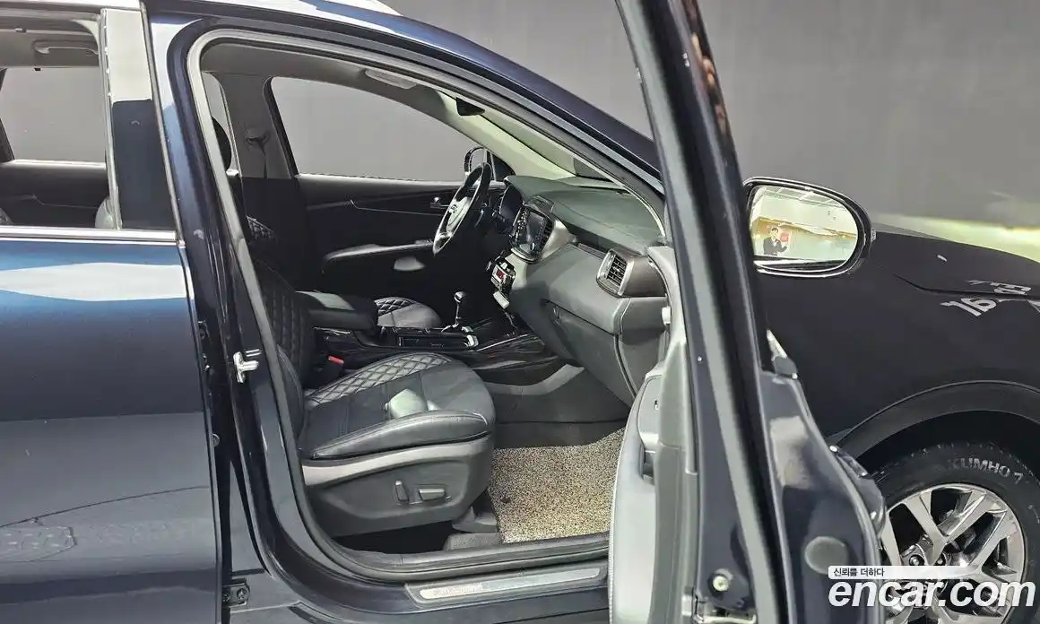 Kia Sorento 2020 2.0 Автомат в Москве № 133768, фото 1