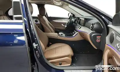 Mercedes-Benz E-Class, 2017