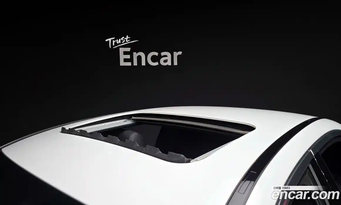 Mercedes-Benz E-Class 2022 2.0 Автомат в Москве № 142121, фото 11