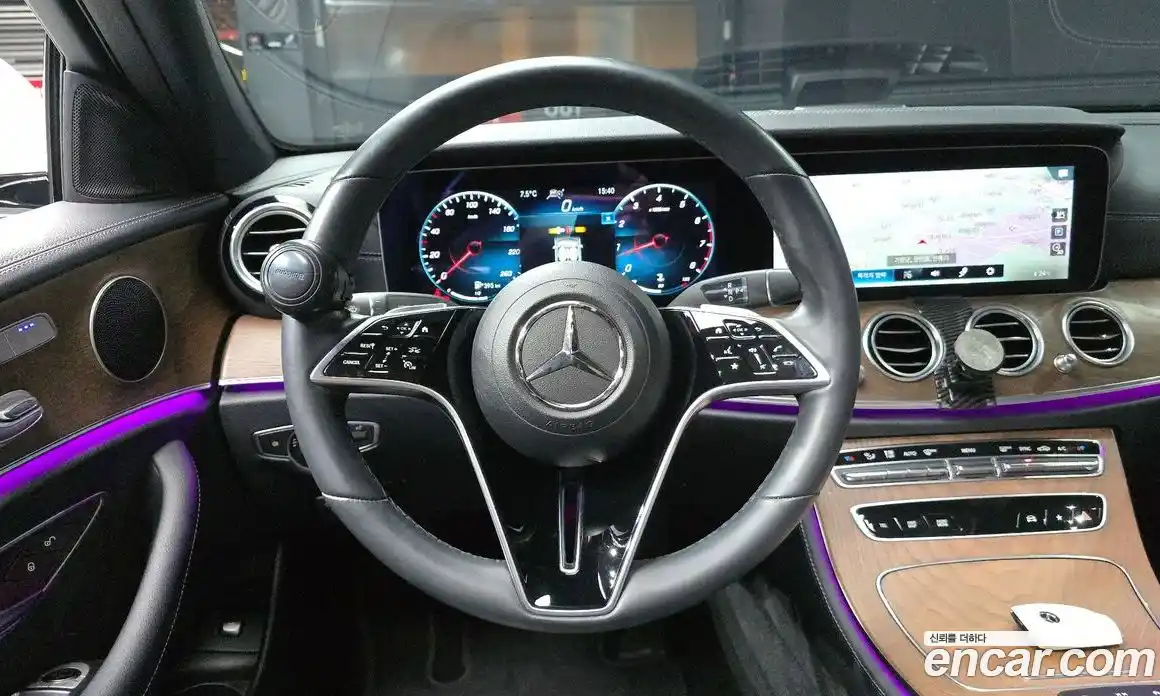 Mercedes-Benz E-Class 2022 2.0 Автомат в Москве № 142121, фото 15