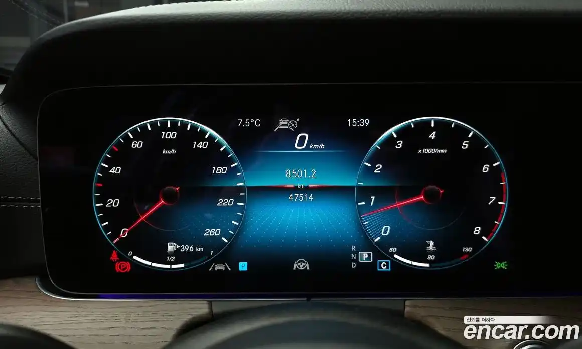 Mercedes-Benz E-Class 2022 2.0 Автомат в Москве № 142121, фото 16