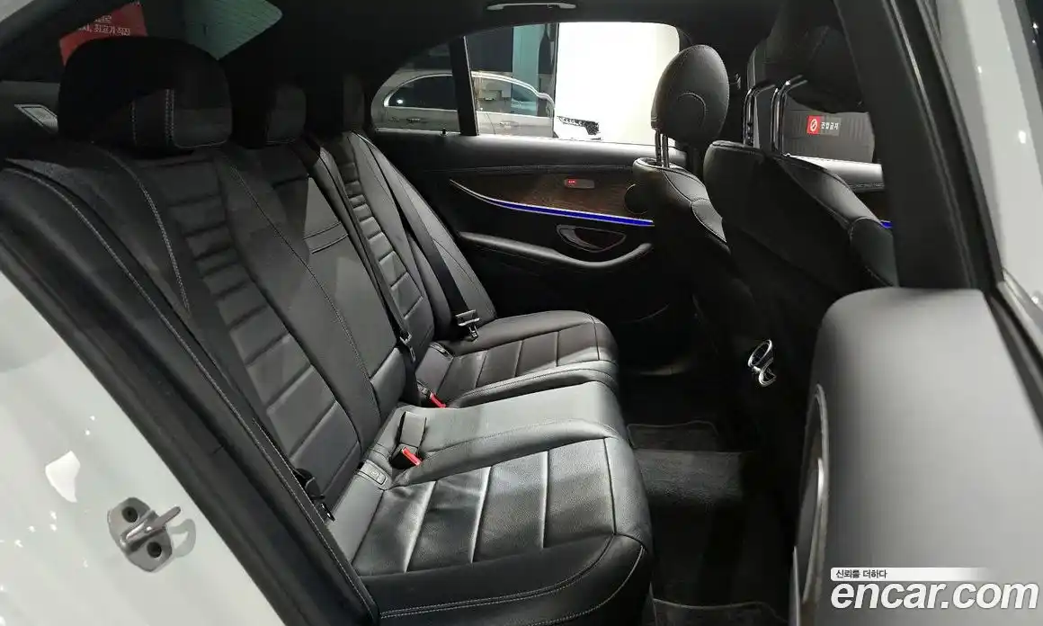 Mercedes-Benz E-Class 2022 2.0 Автомат в Москве № 142121, фото 8