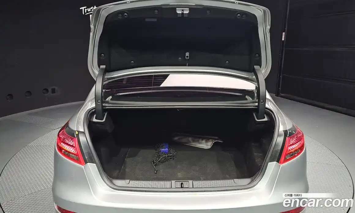 Renault SM7 2017 2.5 Автомат в Москве № 148658, фото 13