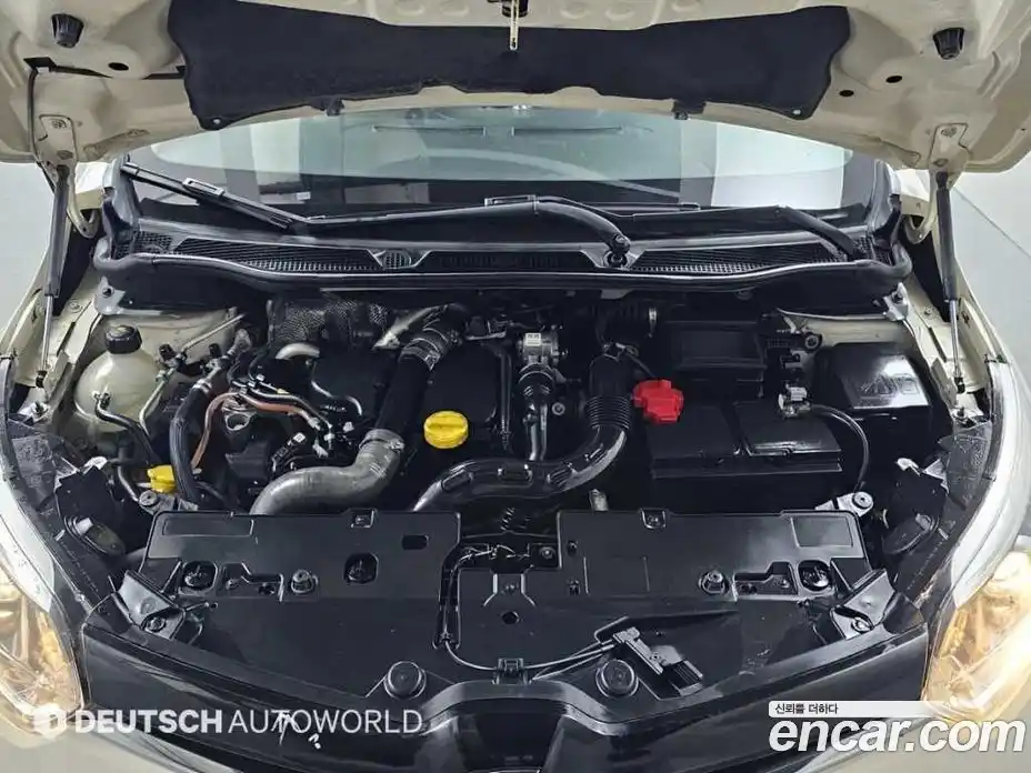 Renault QM3 2015 1.5 Автомат в Москве № 152873, фото 6