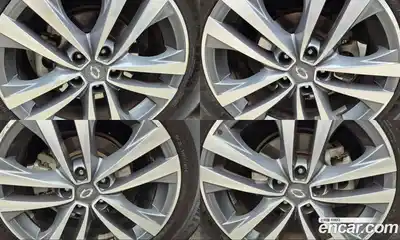 Renault QM6 2019 2.0 Автомат в Москве № 153096, миниатюра 12