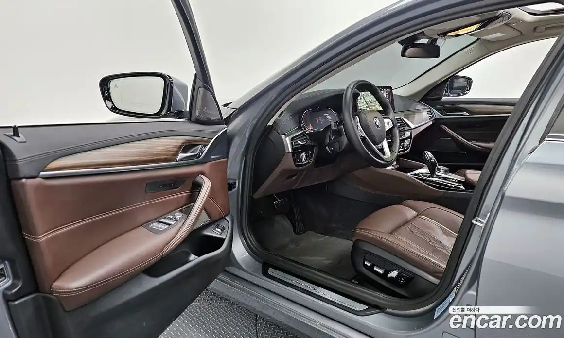 BMW 5-Series 2023 2.0 Автомат в Москве № 157197, фото 3