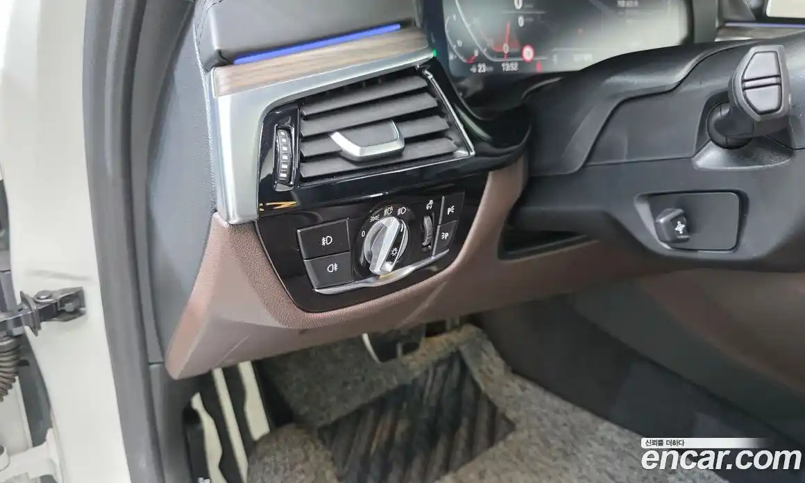 BMW 5-Series 2020 2.0 Автомат в Москве № 158945, фото 12