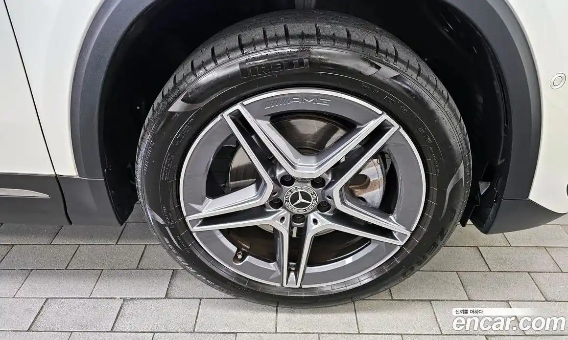 Mercedes-Benz GLA-Class 2023 2.0 Автомат в Москве № 160142, фото 8