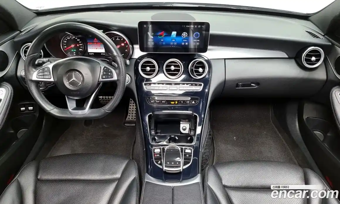 Mercedes-Benz C-Class 2018 2.0 Автомат в Москве № 161548, фото 1