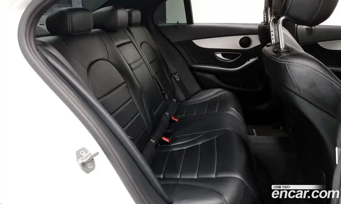 Mercedes-Benz C-Class 2018 2.0 Автомат в Москве № 161548, фото 14