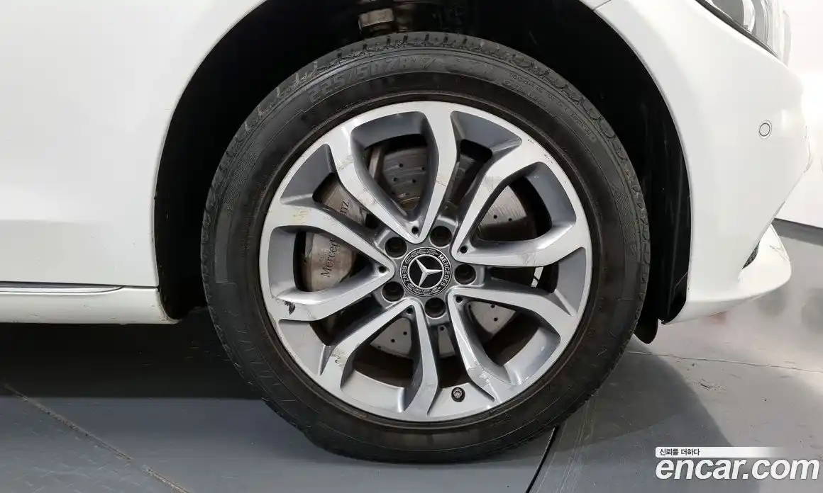 Mercedes-Benz C-Class 2018 2.0 Автомат в Москве № 161548, фото 2