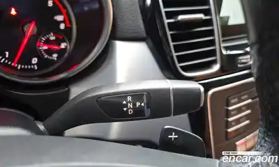 Mercedes-Benz GLE-Class 2018 3.0 Автомат в Москве № 161603, миниатюра 12