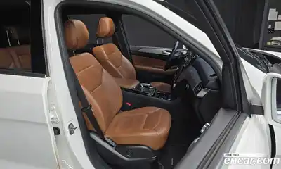 Mercedes-Benz GLE-Class 2018 3.0 Автомат в Москве № 161603, миниатюра 3