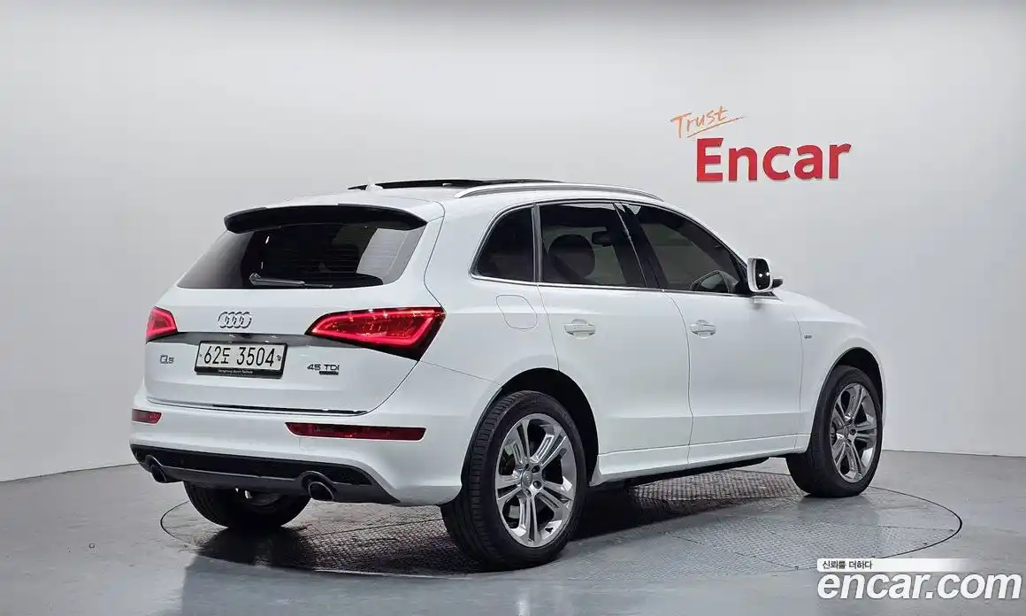 Audi Q5 2015 3.0 Автомат в Москве № 163259, фото 2