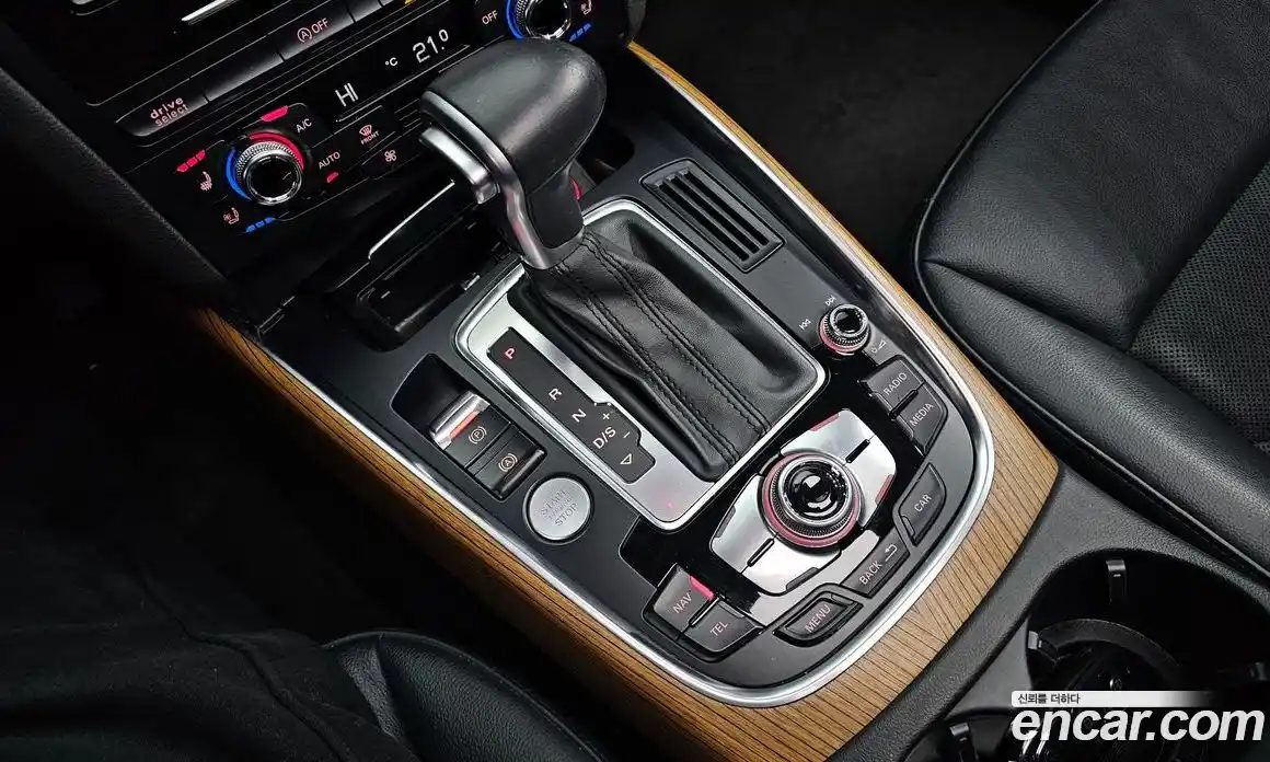 Audi Q5 2015 3.0 Автомат в Москве № 163259, фото 9