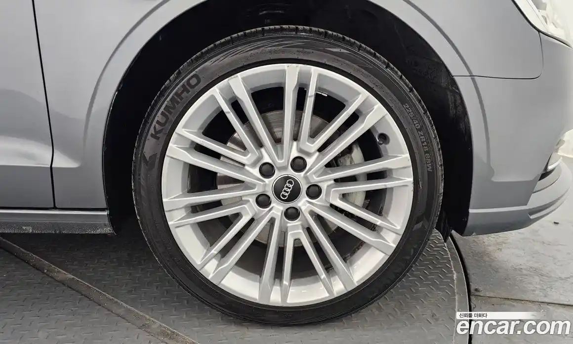 Audi A3 2018 2.0 Автомат в Москве № 163382, фото 5