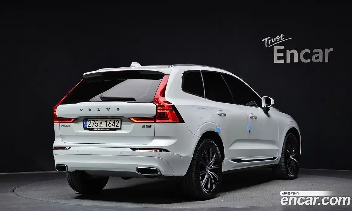 Volvo XC60 2021 2.0 Автомат в Москве № 164386, фото 6