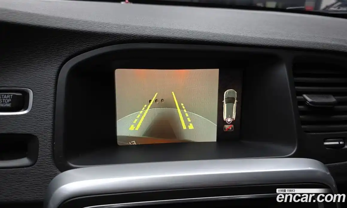 Volvo V60 2017 2.0 Автомат в Москве № 164649, фото 17