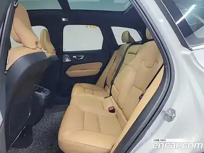 Volvo XC60 2021 2.0 Автомат в Москве № 164827, миниатюра 12