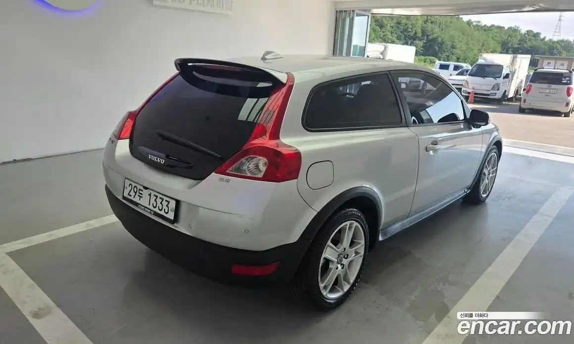 Volvo C30 2008 2.4 Автомат в Москве № 164850, фото 5