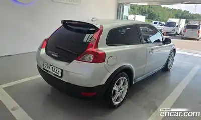 Volvo C30 2008 2.4 Автомат в Москве № 164850, миниатюра 5