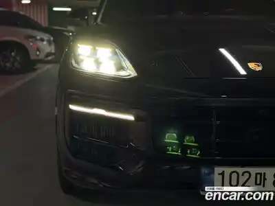 Porsche Cayenne 2024 3.0 Автомат в Москве № 164954, миниатюра 4