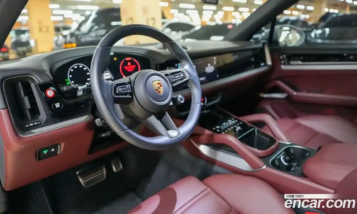 Porsche Cayenne 2024 3.0 Автомат в Москве № 165018, фото 8