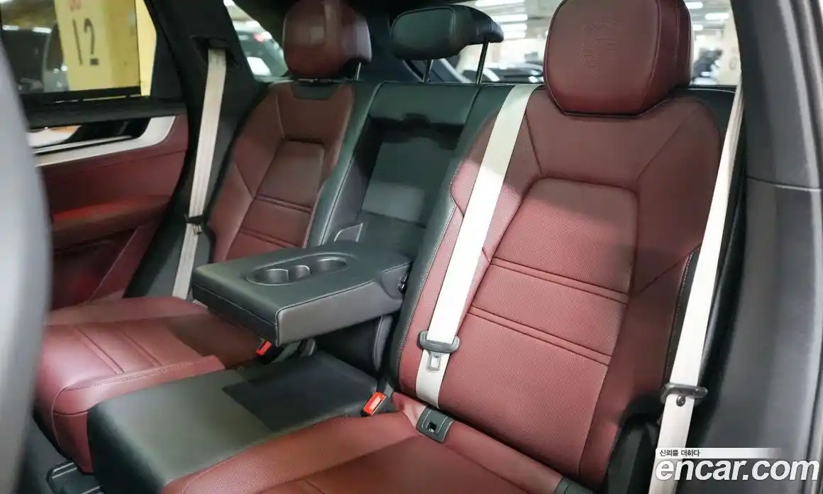 Porsche Cayenne 2024 3.0 Автомат в Москве № 165018, фото 9